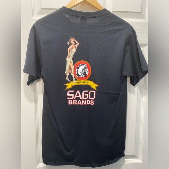 🔴2/$10 SALE🔴 Vintage Cigarette Sago Brand Tee Shirt - Picture 2 of 4